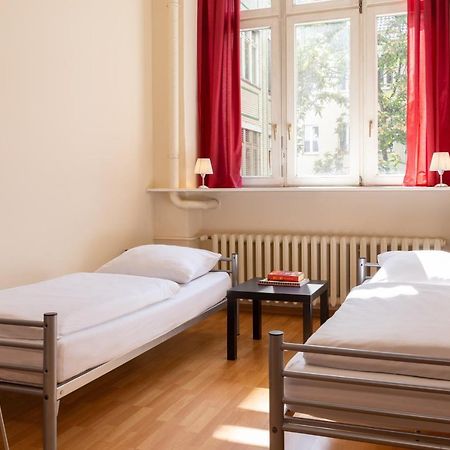 All In Hostel Berlin Exterior photo